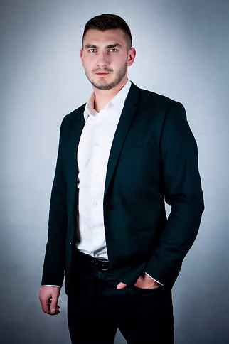 Radca prawny Maciej Niedziałkowski